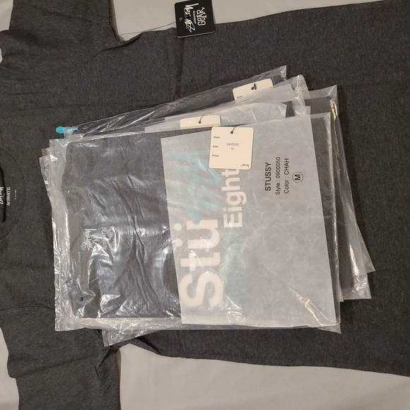 Stussy  Tee. - Picture 6 of 6